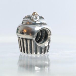 Retired genuine cupcake Pandora charm
